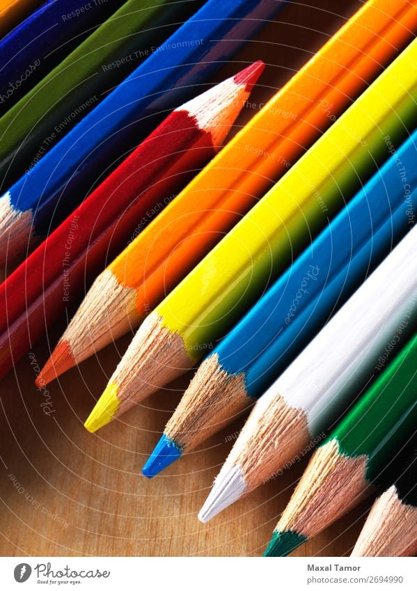 Buntstifte Schule Kunst zeichnen blau gelb grün rot schwarz weiß Farbe Künstler Grafik u. Illustration orange Bleistift Pupille Schüler Wasserfarbe Farbfoto
