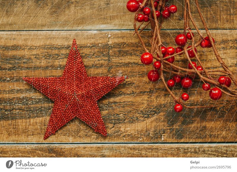 Roter Weihnachtsstern mit Beerenzweig Frucht Design Freude Glück schön Winter Dekoration & Verzierung Feste & Feiern Weihnachten & Advent Ornament Kugel