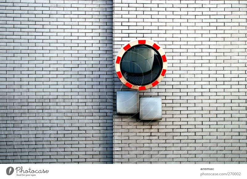 Rücksicht Parkhaus Mauer Wand weiß Spiegel Erinnerung Sandstein Verkehr Verkehrsschild Farbfoto Außenaufnahme Menschenleer Tag