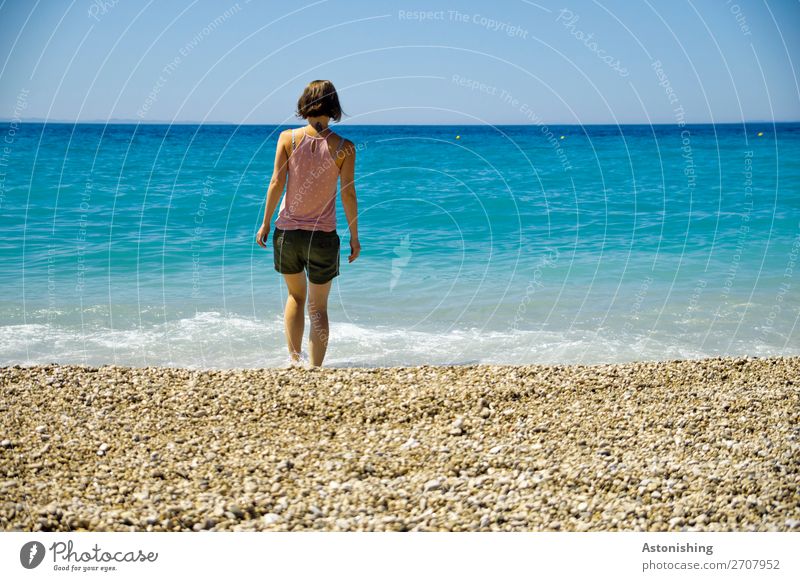 Frau am Strand Ferien & Urlaub & Reisen Freiheit Mensch feminin Junge Frau Jugendliche Erwachsene Körper Haut Kopf Haare & Frisuren Rücken Beine 1 18-30 Jahre