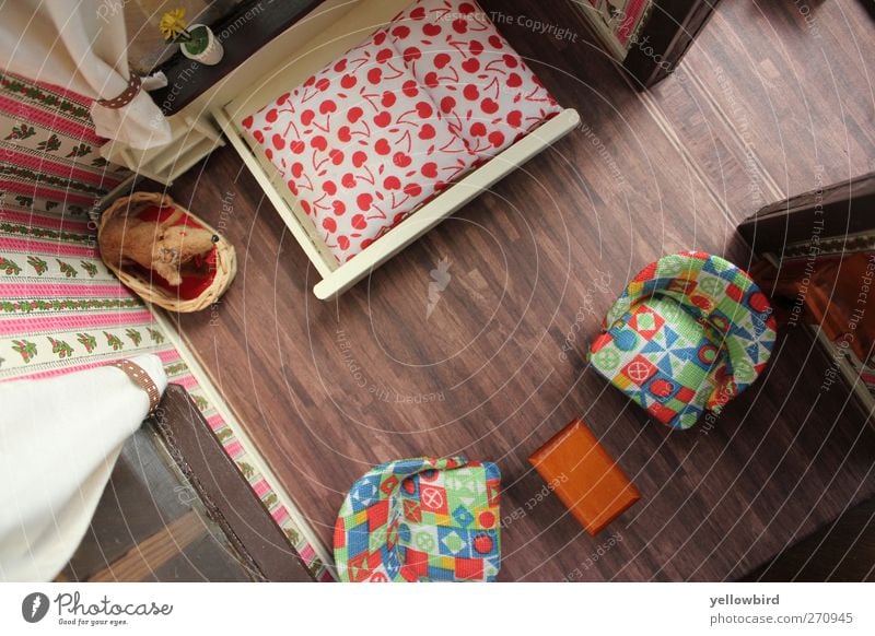 Miniwelt II Design Häusliches Leben Wohnung Haus einrichten Innenarchitektur Dekoration & Verzierung Möbel Sessel Bett Tisch Raum Schlafzimmer Spielzeug