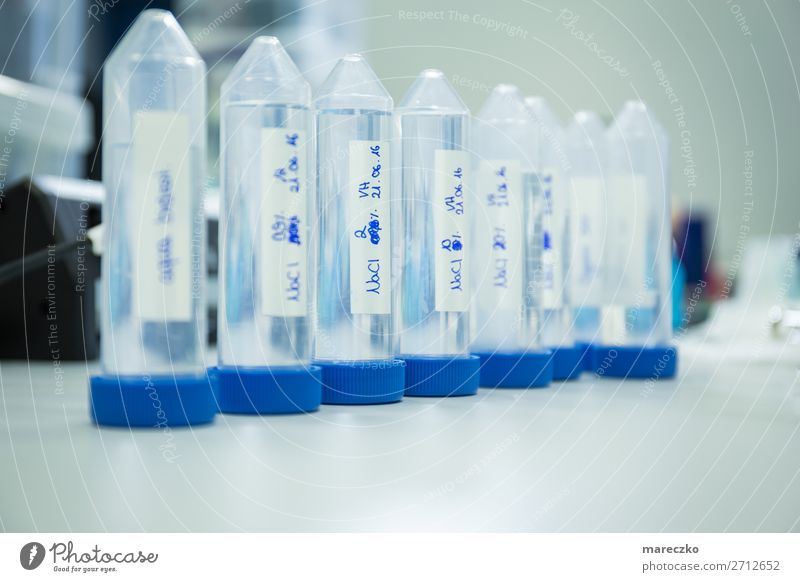 Laborproben Wissenschaften Tube Kunststoffverpackung Muster Zusammenhalt Medikament Flasche Sauberkeit Ordnung Laborröhrchen Innenaufnahme