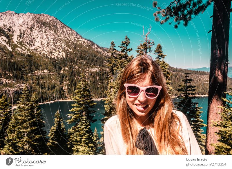 Mädchen in der Nähe von Lake Tahoe, Kalifornien Ferien & Urlaub & Reisen Tourismus Sommer Berge u. Gebirge Garten Mensch feminin Junge Frau Jugendliche