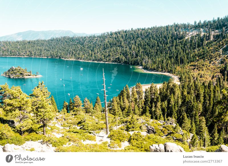 Emerald Bay und Lake Tahoe Ferien & Urlaub & Reisen Tourismus Sommer Insel Berge u. Gebirge Garten Umwelt Natur Himmel Baum Gras Blatt Park Wald Hügel Felsen