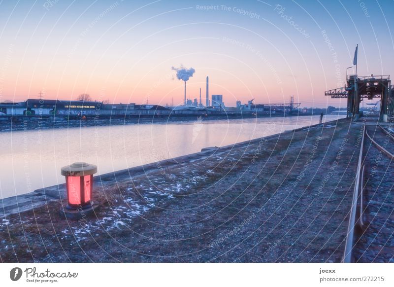 Red Alert Energiewirtschaft Himmel Horizont Sonnenaufgang Sonnenuntergang Winter Schönes Wetter Menschenleer Hafen Wege & Pfade Gleise blau gelb rosa schwarz