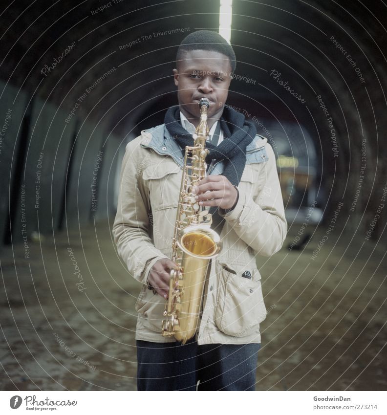 David. Mensch maskulin Junger Mann Jugendliche Saxophon Saxophonspieler entdecken Spielen träumen einfach elegant Unendlichkeit natürlich Stimmung Begeisterung