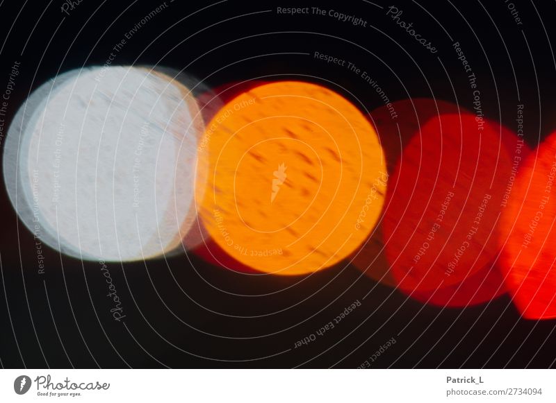 Flares Lichterscheinung orange rot schwarz weiß bizarr Kreis Farbe Farbenspiel Punkt Gegenlicht Kunstlicht Farbfoto mehrfarbig Experiment abstrakt