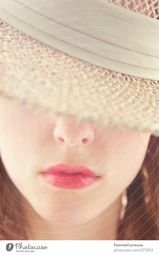 Verdeckt. elegant Stil schön Gesicht Kosmetik Schminke Lippenstift harmonisch Wohlgefühl Sinnesorgane Erholung ruhig Meditation Safari Strandbar feminin