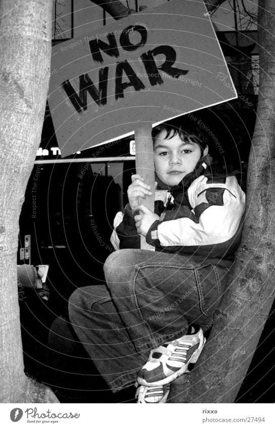 "No War" Krieg protestieren Demonstration Kanada Frieden Kind USA Bush