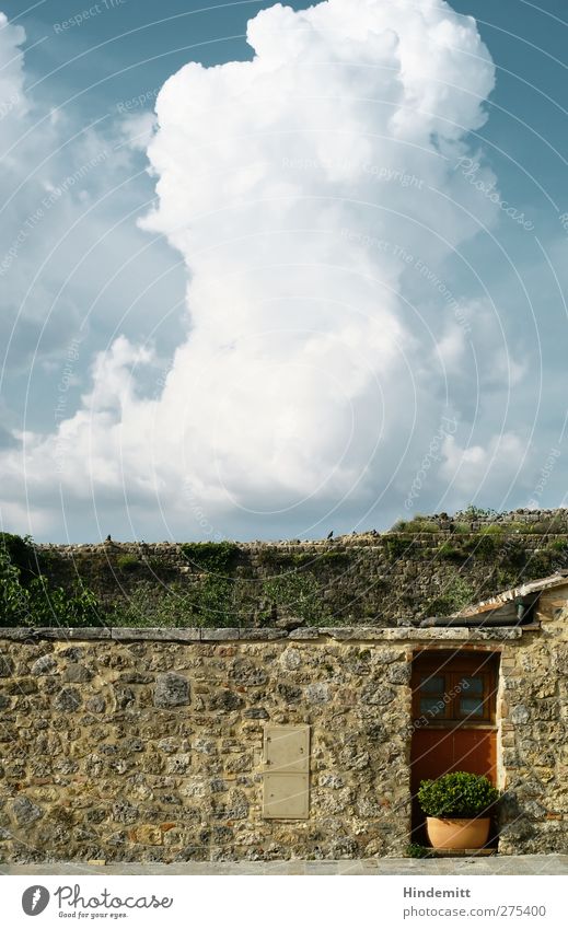 Nur ein Wort: Toskana Ferien & Urlaub & Reisen Tourismus Ausflug Sommer Wolken Gewitterwolken Frühling Schönes Wetter Unwetter Italien Dorf Menschenleer Haus