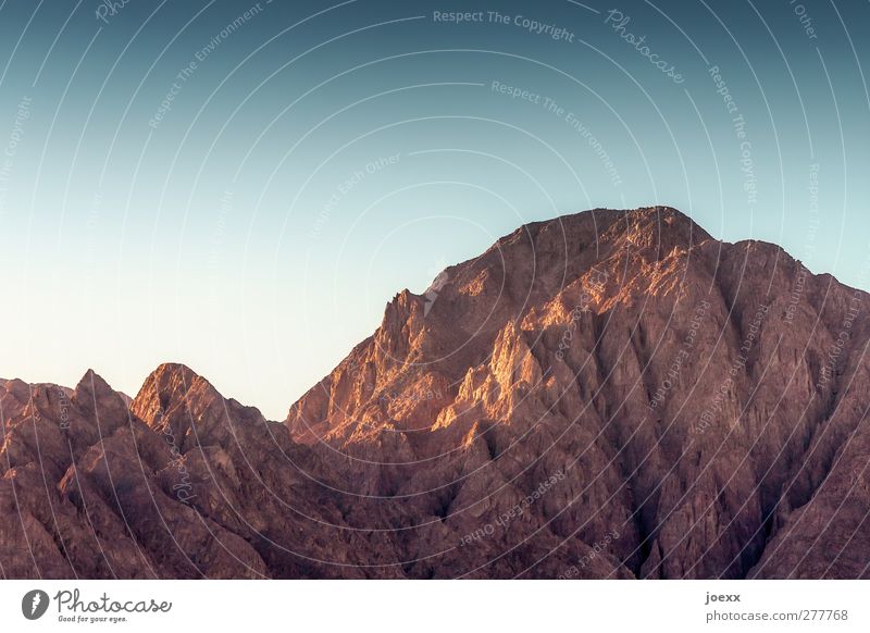 Taba Ferien & Urlaub & Reisen Ferne Sommer Berge u. Gebirge Landschaft Wolkenloser Himmel Schönes Wetter groß hoch blau braun Ägypten Sinai-Halbinsel Farbfoto