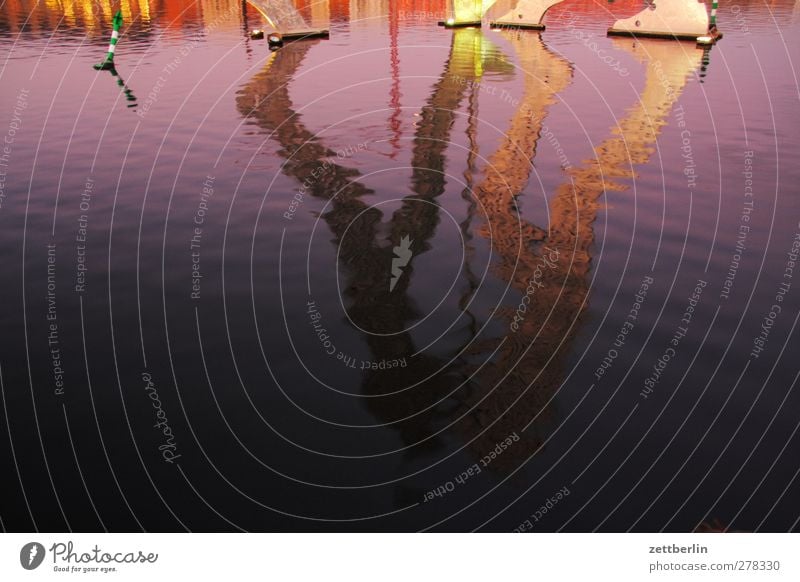 Molekulare Kunst Kunstwerk Skulptur Umwelt Natur Wasser Himmel Klima Klimawandel Wetter Schönes Wetter Wellen Küste Flussufer Stadt Hauptstadt Hafen Bauwerk