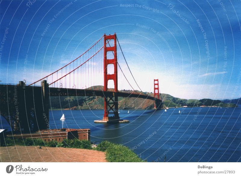 Golden Gate Golden Gate Bridge San Francisco Sommer Meer Amerika rot Bauwerk Hängebrücke See Konstruktion Wolken Wasserfahrzeug Kalifornien Goldrausch Brücke