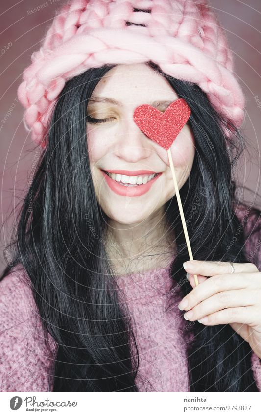 Romantische Frau in rosa Kleidung elegant Stil Freude Glück schön Haare & Frisuren Gesicht Schminke Valentinstag Mensch feminin Junge Frau Jugendliche
