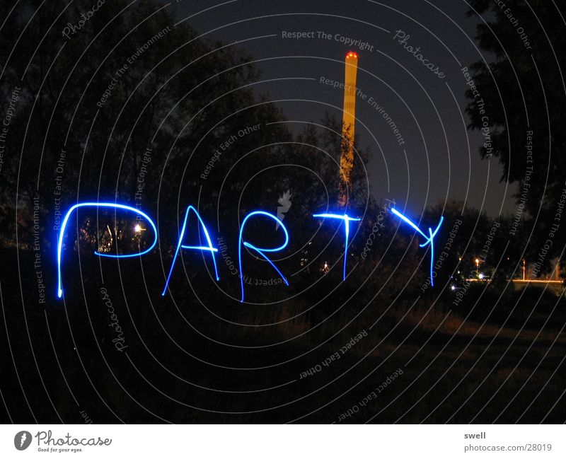 PARTY Nacht Licht Langzeitbelichtung Buchstaben Party Feste & Feiern