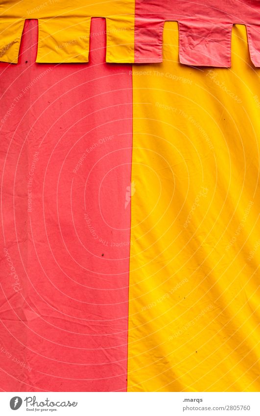 Mummenschanz und Völlerei Sichtschutz Mittelalter gelb rot Farbe historisch Hintergrundbild Farbfoto Außenaufnahme Nahaufnahme Muster Menschenleer