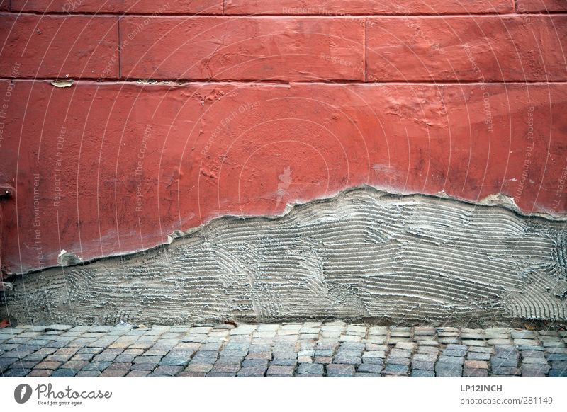 LG.WallArt.II Kunst Lüneburg Altstadt Haus Architektur Mauer Wand Stein kaputt Desaster Design Kurve Diagramm Stadt Farbfoto Außenaufnahme Menschenleer