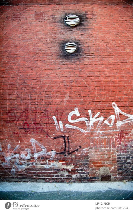 VANDALISM. Häusliches Leben Dekoration & Verzierung Kunst Künstler Maler Jugendkultur Subkultur Lüneburg Gebäude Mauer Wand Zeichen Schriftzeichen Graffiti