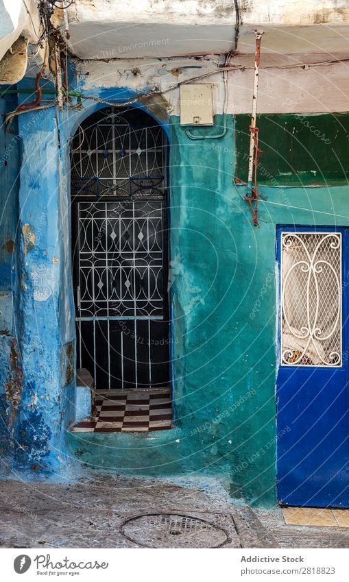 Straßen, Ecken, Details und Ecken von Tanger Marokko maroc Medina Architektur Kasbah alt Riad Tür Fenster Detailaufnahme arabisch Moslem Aussicht Orientalisch
