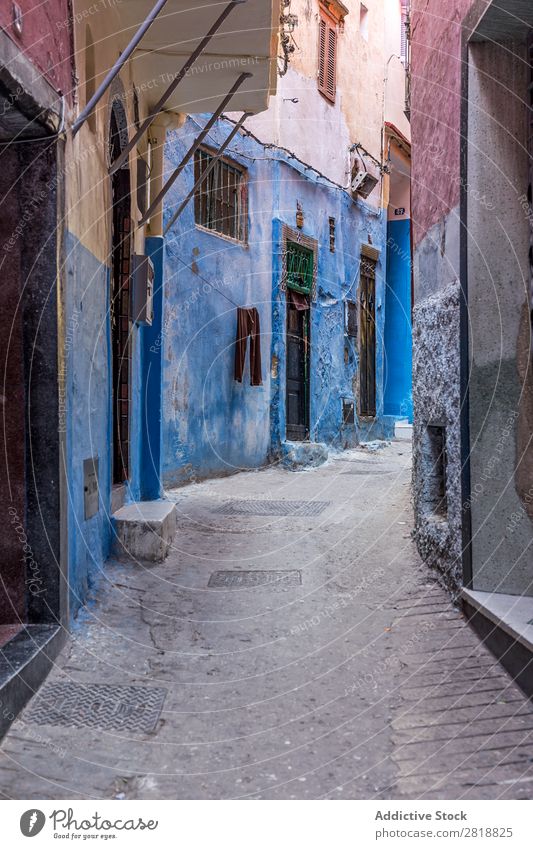 Straßen, Ecken, Details und Ecken von Tanger Marokko maroc Medina Architektur Kasbah alt Riad Tür Fenster Detailaufnahme arabisch Moslem Aussicht Orientalisch
