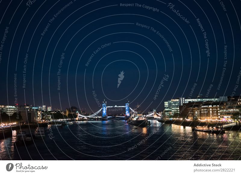 Erstaunliches Stadtbild bei Nachtlicht Skyline Stauanlage Tourismus London England Ferien & Urlaub & Reisen Panorama (Bildformat) Dämmerung Landschaft Flussufer