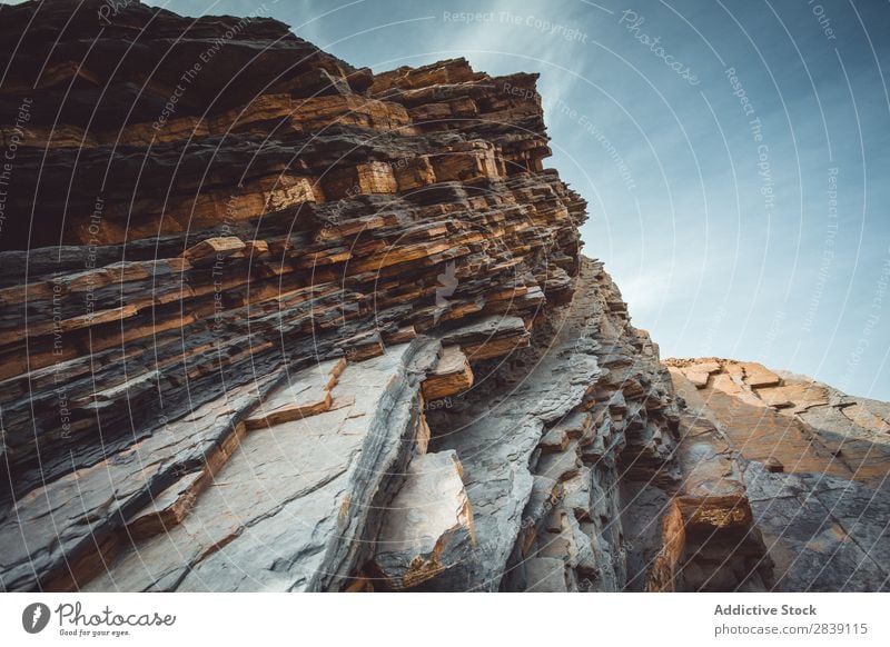 Felsformationen in den Bergen Felsen Formation Klippe Natur Flysch Sakoneta Deba geologisch Landschaft Tourismus Außenaufnahme Strukturen & Formen Aussicht