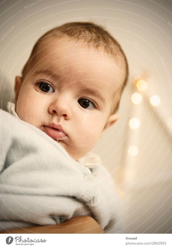 schönes Baby Mensch maskulin Kopf Gesicht Auge Ohr Nase Mund Lippen 1 0-12 Monate Coolness klein blau braun Gefühle Farbfoto Innenaufnahme