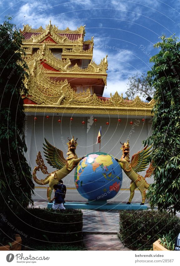 Indisch-burmesischer Tempel Indien Malaysia Penang Globus Religion & Glaube gold Architektur