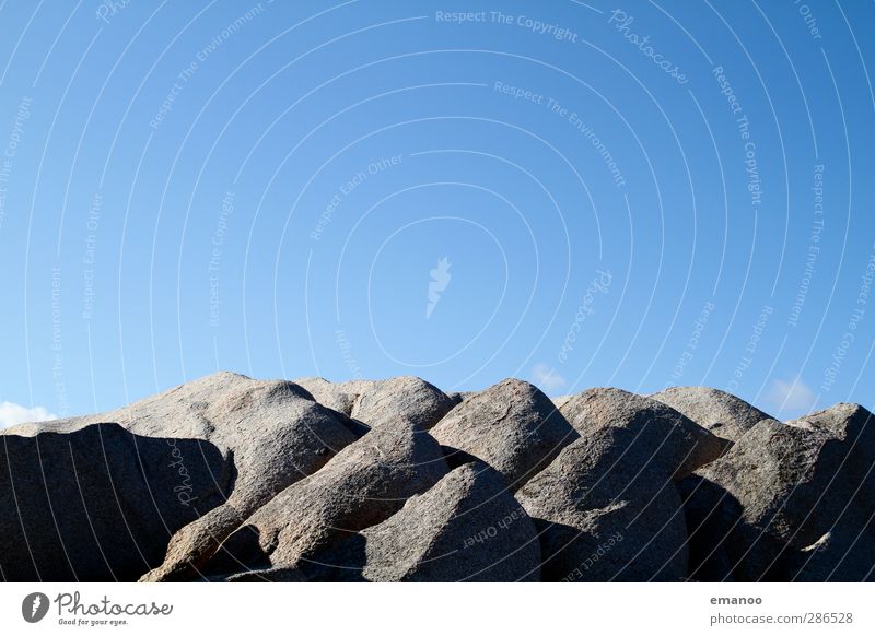 granit Natur Landschaft Urelemente Himmel Wetter Felsen Berge u. Gebirge Gipfel Schlucht Stein blau grau Granit Sardinien Hügel hart Bergsteigen Klettern