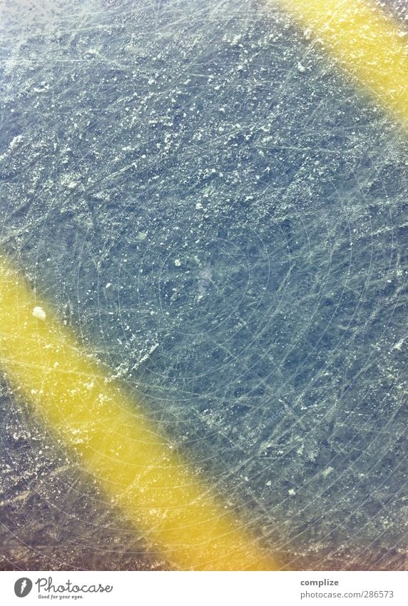 lecker Eis Sportstätten Winter Linie Streifen blau gelb Schlittschuhlaufen Eishockey Eisfläche Schlittschuhe diagonal Hintergrundbild Strukturen & Formen kalt