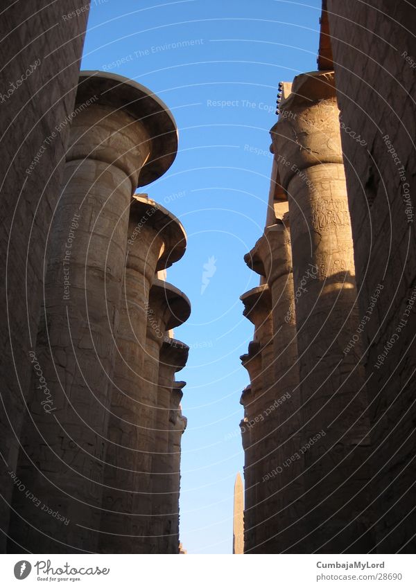 Säulen ohne Dach Ägypten Tempel Hieroglyphen historisch
