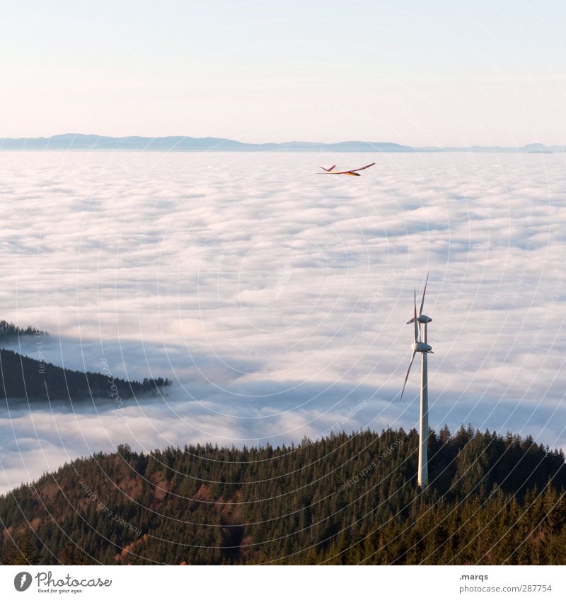 Windkraft Wirtschaft Energiewirtschaft Umwelt Natur Klima Klimawandel Schönes Wetter Nebel Wald Hügel Berge u. Gebirge Luftverkehr Flugzeug Zeichen fliegen