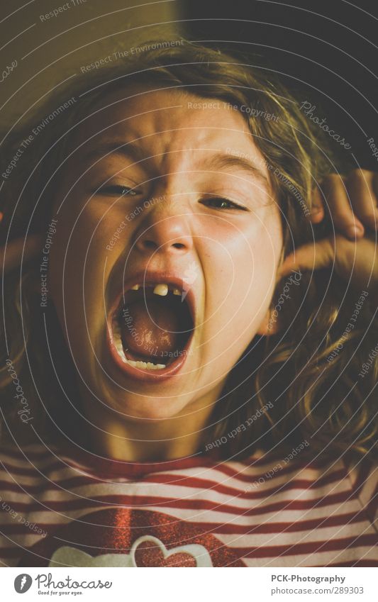 Aaarrghh Mensch feminin Kind Kleinkind Mädchen Kindheit 1 3-8 Jahre 8-13 Jahre Blick schreien Gefühle Euphorie Angst Todesangst gefährlich Stress Ekel Wut