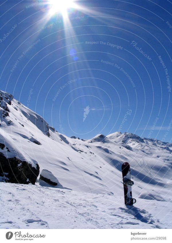 Gegenlicht-Snowboard Berge u. Gebirge Sport Schnee Sonne