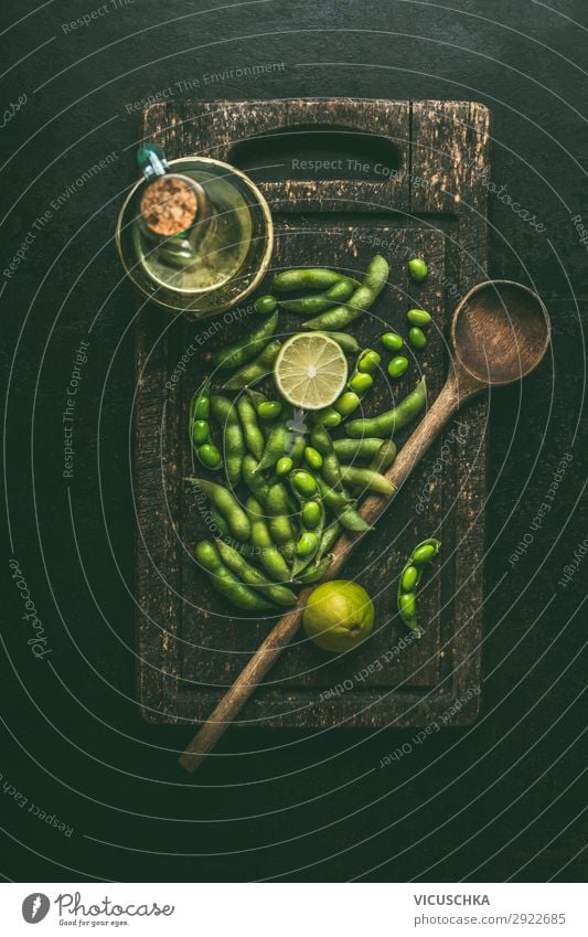 Grüne Edamame Sojabohnen Lebensmittel Gemüse Ernährung Bioprodukte Vegetarische Ernährung Diät Geschirr Stil Design Gesunde Ernährung Tisch Kochlöffel Chinese