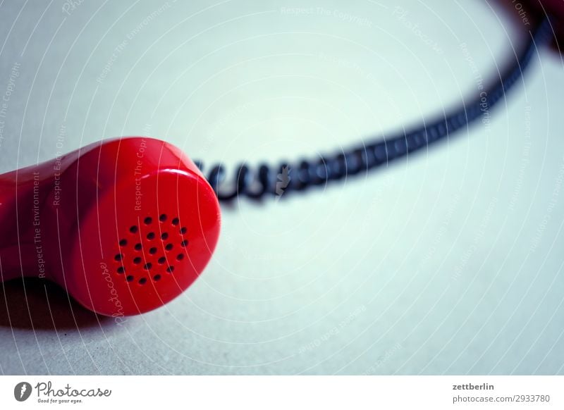 Telefonhörer alt Telefongespräch antik Büro heiß Sprache Fremdsprache sprechen Telekommunikation Kommunizieren kommunikativ Kommunikationsmittel Verbindung