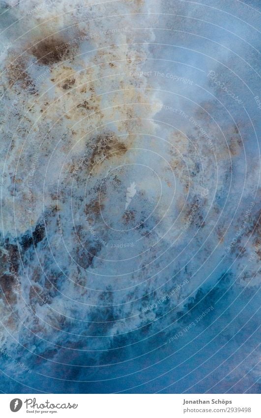 Wasserfall Textur Nahaufnahme Umwelt Klimawandel Unwetter Sturm ästhetisch Naturgewalt nass spritzen Kühlung Schottland massiv blau weiß Hintergrundbild