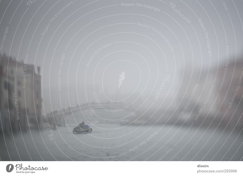 Traumsequenz Ferien & Urlaub & Reisen Tourismus Sightseeing Städtereise Wasser Wetter schlechtes Wetter Nebel Venedig Italien Stadt Hafenstadt Stadtzentrum Haus