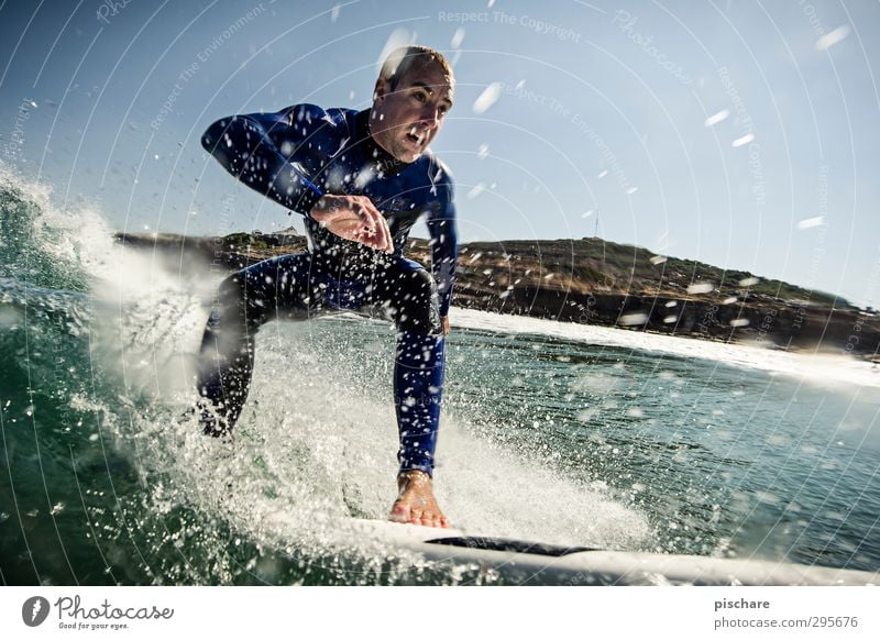 Olá verão! Freizeit & Hobby Abenteuer Sommer Sommerurlaub Strand Meer Wellen Sport sportlich außergewöhnlich selbstbewußt Coolness Leidenschaft Surfen Surfer