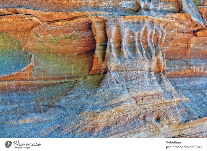 Strukturen im Sandstein Natur Felsen blau braun mehrfarbig grau orange rosa rot pfalz Pfälzerwald buntsandstein gestein geologie Strukturen & Formen