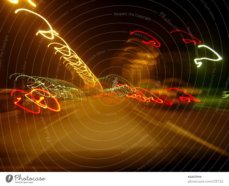Autobahn #2 Verkehr Mobilität Belichtung Licht Nacht fahren Unschärfe Neigung
