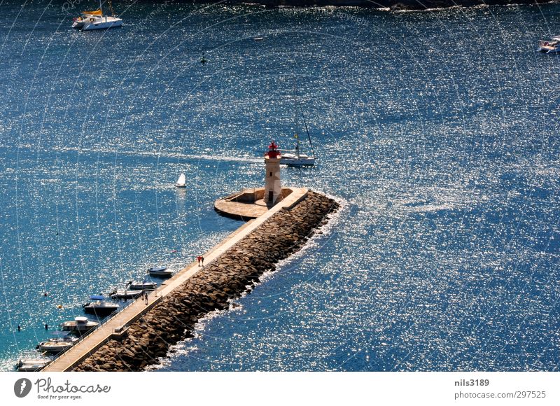 Hafen von Santa Ponsa Wasser Sommer Schönes Wetter Küste Bucht Meer Hafenstadt Menschenleer Leuchtturm Schifffahrt Segelboot Stein Wärme blau Hafen Mallorca