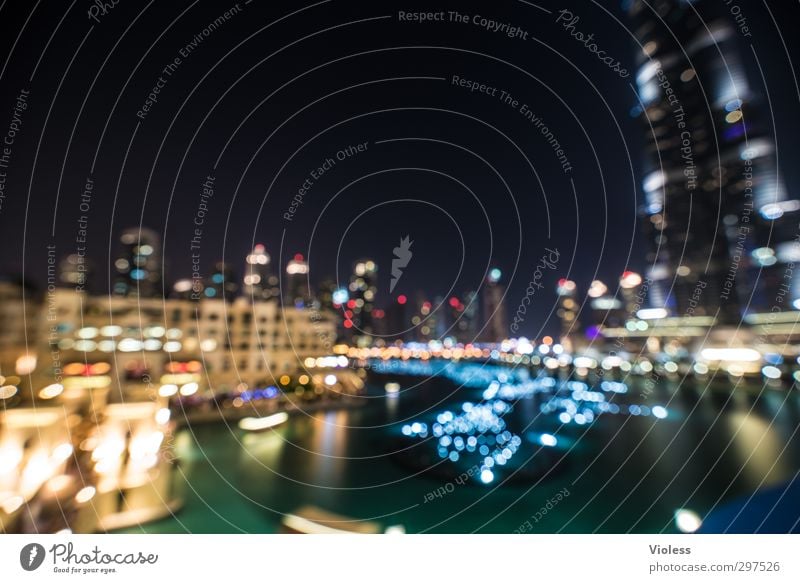 häähh? Brille wozu? Sehenswürdigkeit glänzend leuchten Bekanntheit verrückt Licht Unschärfe Dubai Burj Khalifa Farbfoto Experiment