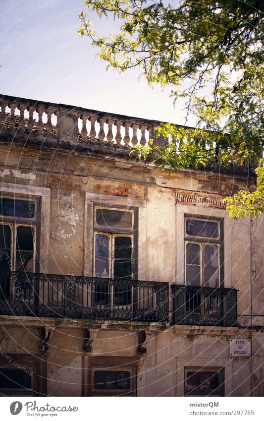 Lissade I Kunst ästhetisch Architektur Neubau Altbau Altbauwohnung Sanieren Fassade Portugal Lissabon Autofenster Geländer verfallen Farbfoto Gedeckte Farben