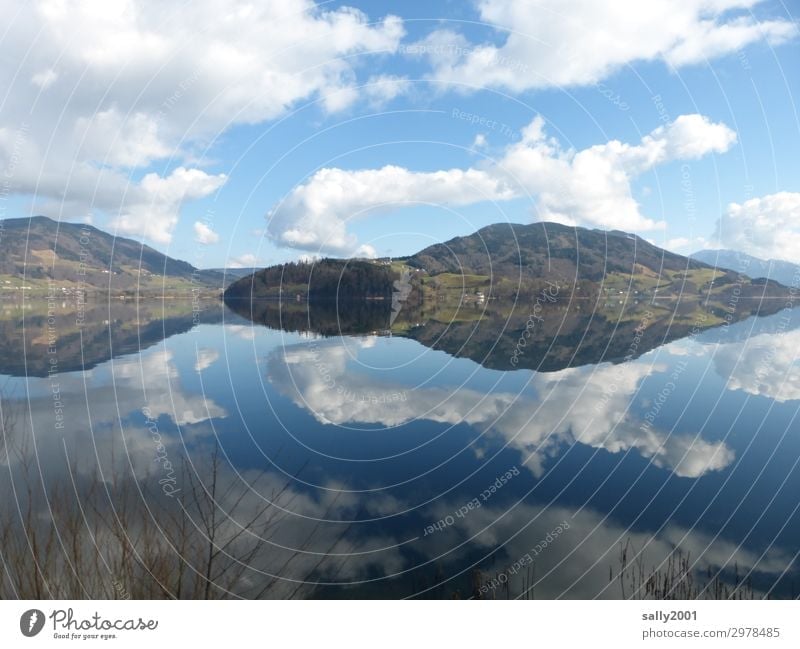 Symmetrie in der Natur... Spiegelung Reflexion & Spiegelung See Berge Wolken Alpen Österreich Salzkammergut Mondsee Landschaft Ruhe Wasser Berge u. Gebirge blau