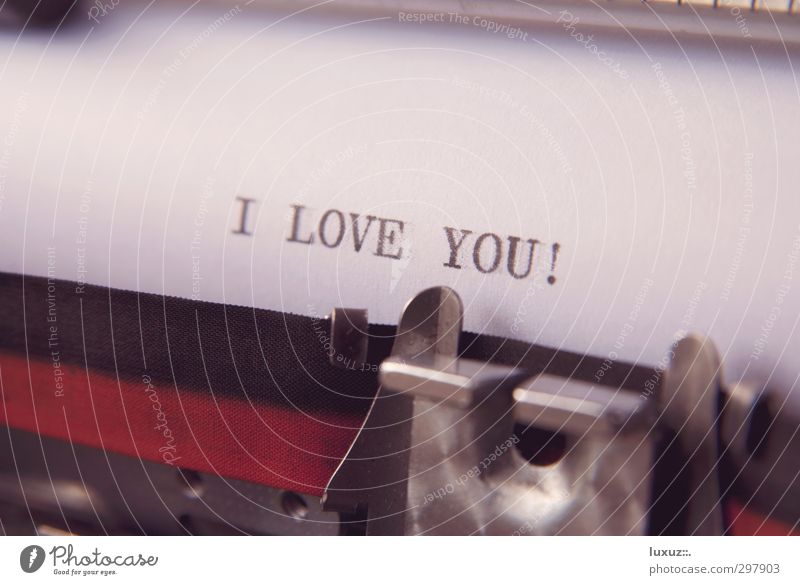Liebesbrief Papier Zettel Zeichen Schriftzeichen schreiben retro Verliebtheit Liebeskummer Sehnsucht Liebesgruß Mitteilung Zuneigung Schreibmaschine