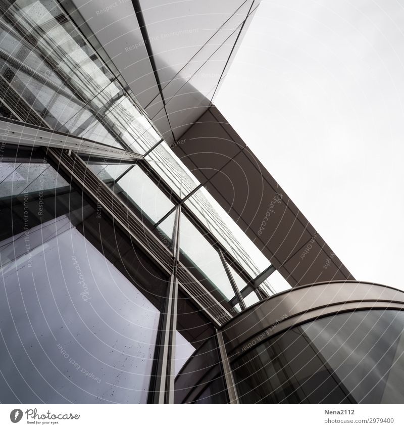OLYMPUS-DIGITALKAMERA Architektur Perspektive Architektur und Gebäude linien Glas fenster Glasfassade Moderne Architektur Fenster Fassade modern Linie Hochhaus