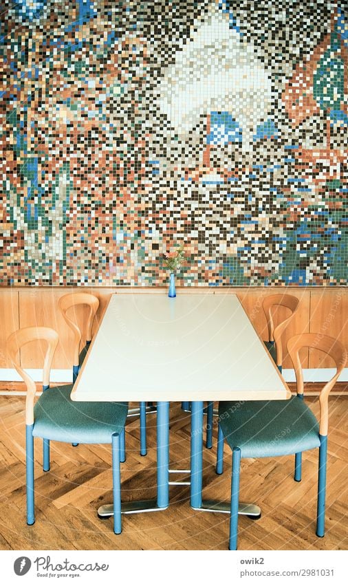 Mensa Kunstwerk Mosaik Mauer Wand Tisch Tischplatte Stuhl Innenarchitektur modern Wanddekoration Holzverkleidung Blumenvase Stein Glas Metall Kunststoff