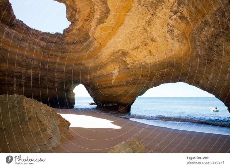 iO Portugal Algarve Höhle Seehöhlen Sea-Caves Benagil Praia de Benagil Felsalgarve Ferien & Urlaub & Reisen Reisefotografie Idylle Postkarte Tourismus Paradies