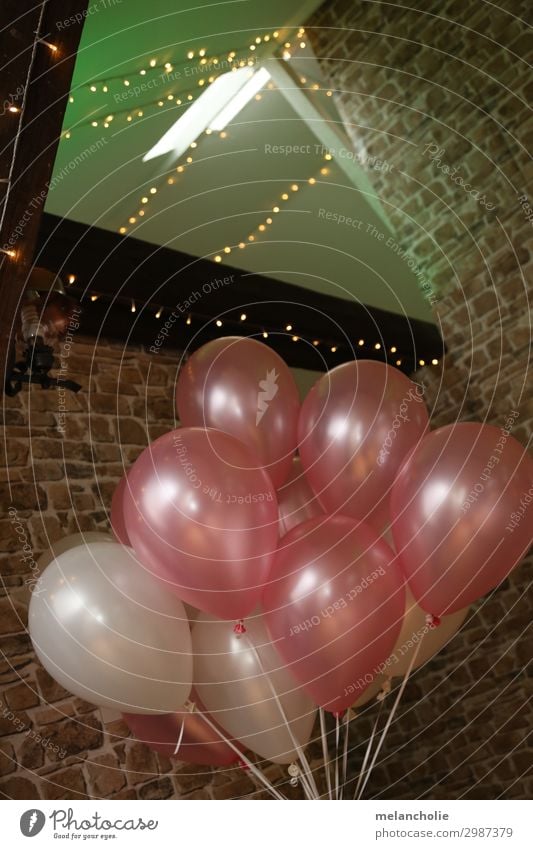 Balloons Party Veranstaltung Restaurant Feste & Feiern Hochzeit Geburtstag Taufe Dekoration & Verzierung Luftballon Tanzen rosa weiß Freundschaft Zusammensein